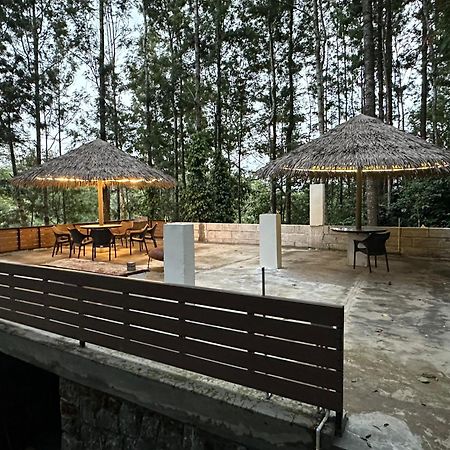 ホテル 100 Oaks Estate イェールカードゥ エクステリア 写真