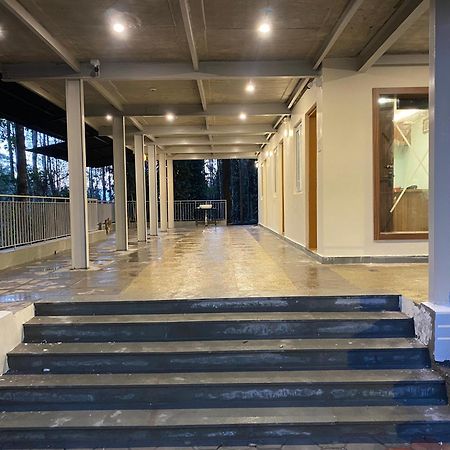 ホテル 100 Oaks Estate イェールカードゥ エクステリア 写真
