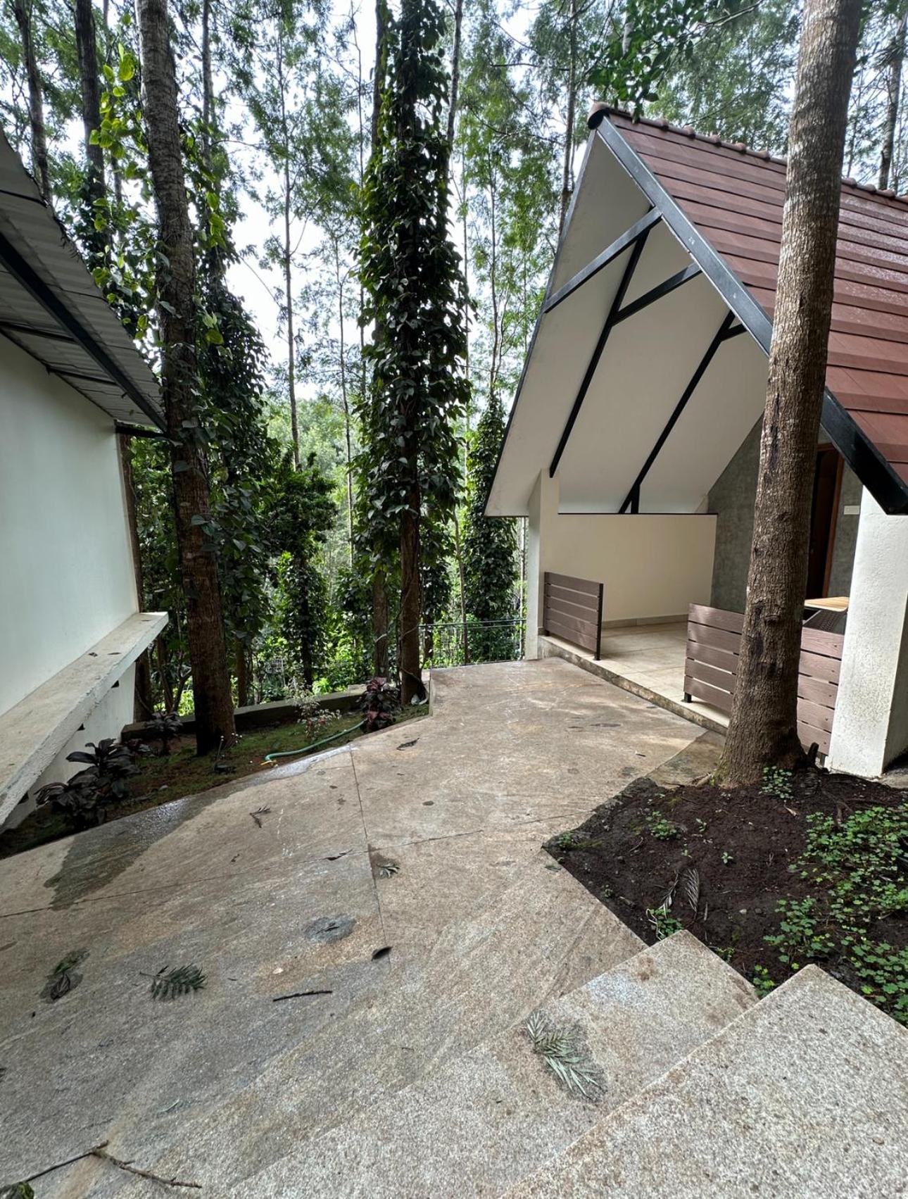 ホテル 100 Oaks Estate イェールカードゥ エクステリア 写真